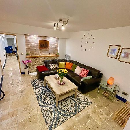 2 Bedroom Cottage Gloucester City Center Esterno foto